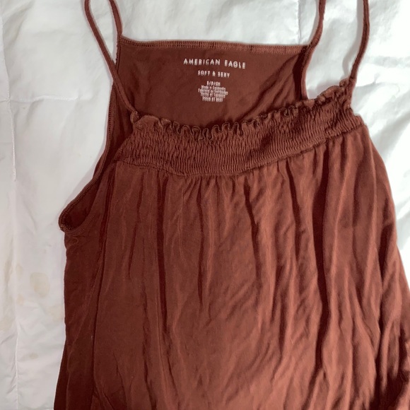 Brown flowy tank top - Picture 1 of 2